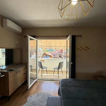 Διαμέρισμα Luxury House *